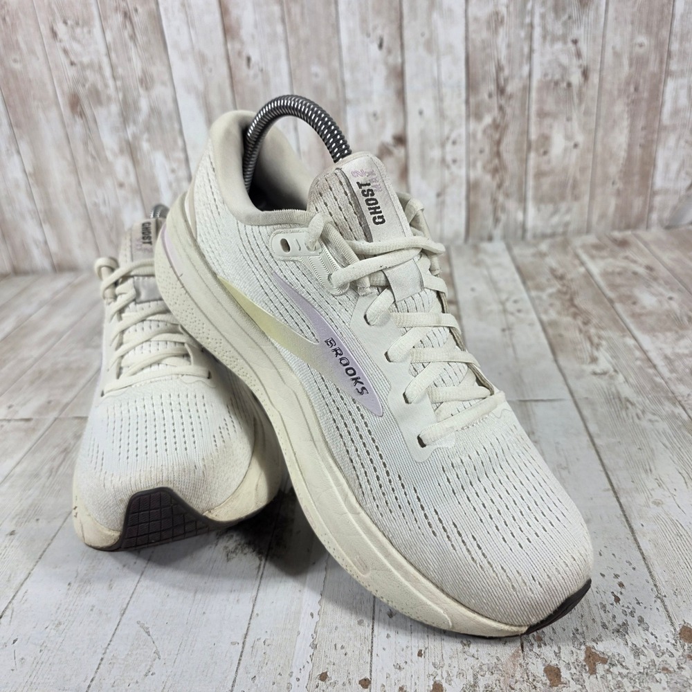 Brooks Ghost Max Womens 8.5 Running Shoes Cream White Lilac  Max Cushion - Picture 6 of 8